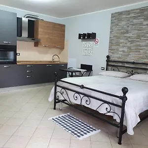B E B House , Castellanza Italia